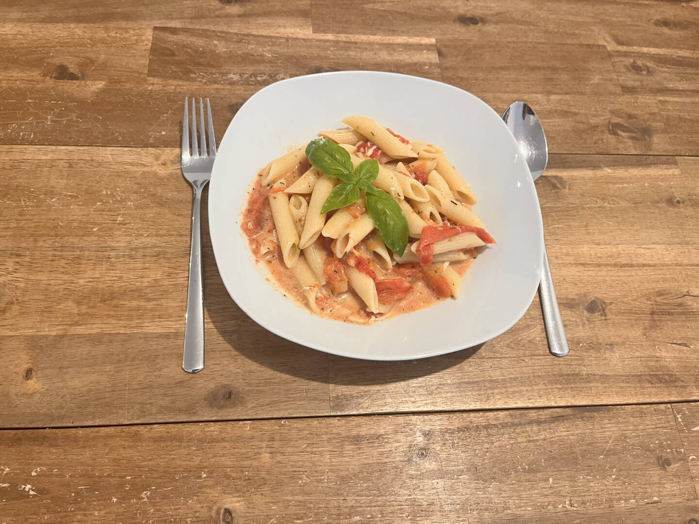 Ofen-Tomatensauce aus dem eigenen Garten